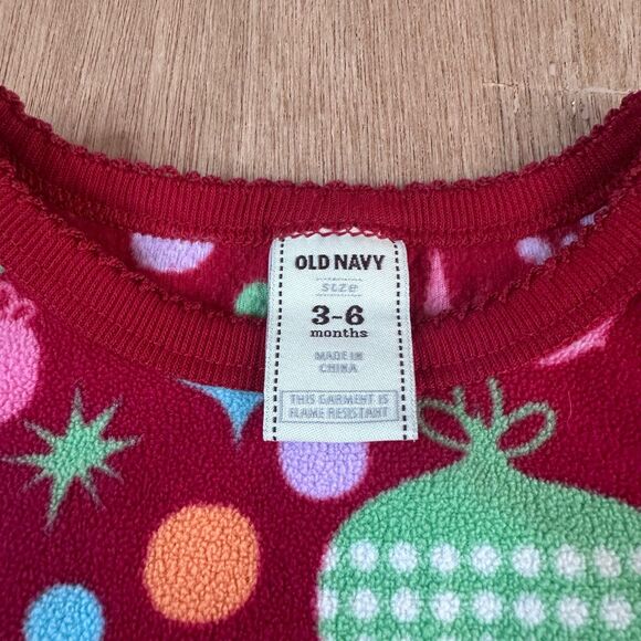 Old Navy Baby Girl Christmas Fleece Dress 3-6M Red Ornament Print Ruffle Hem - Picture 3 of 3